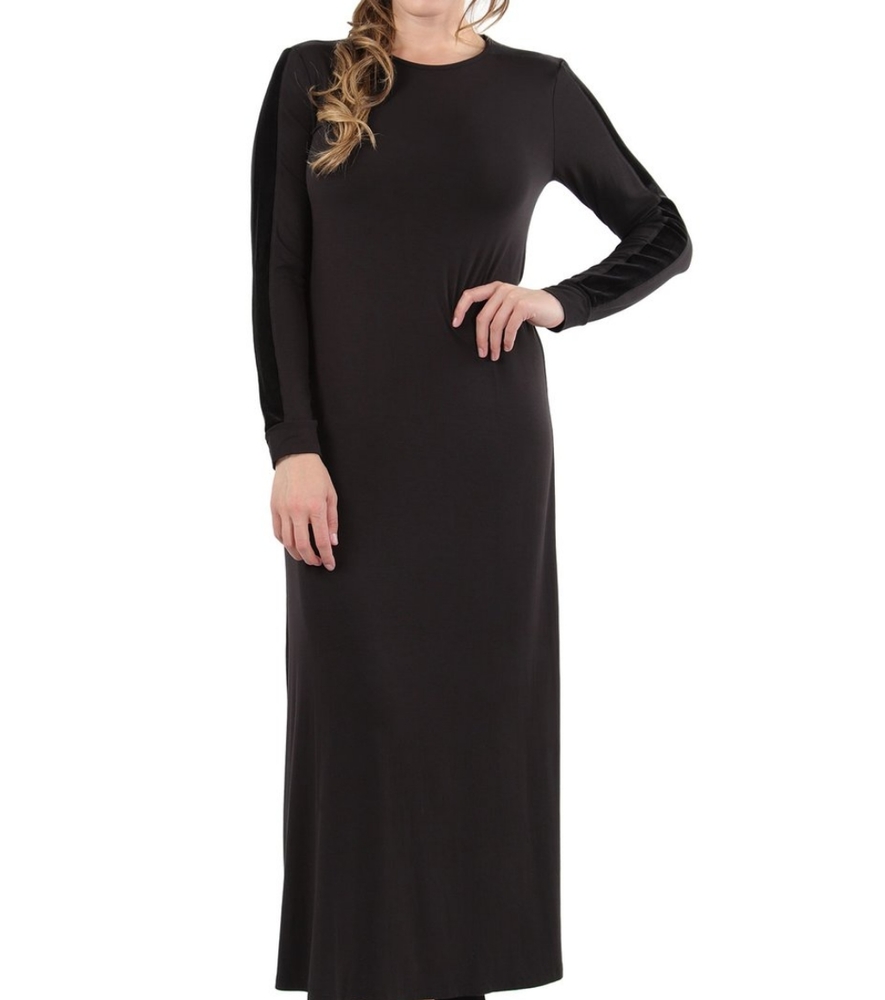 Modest lounge wear